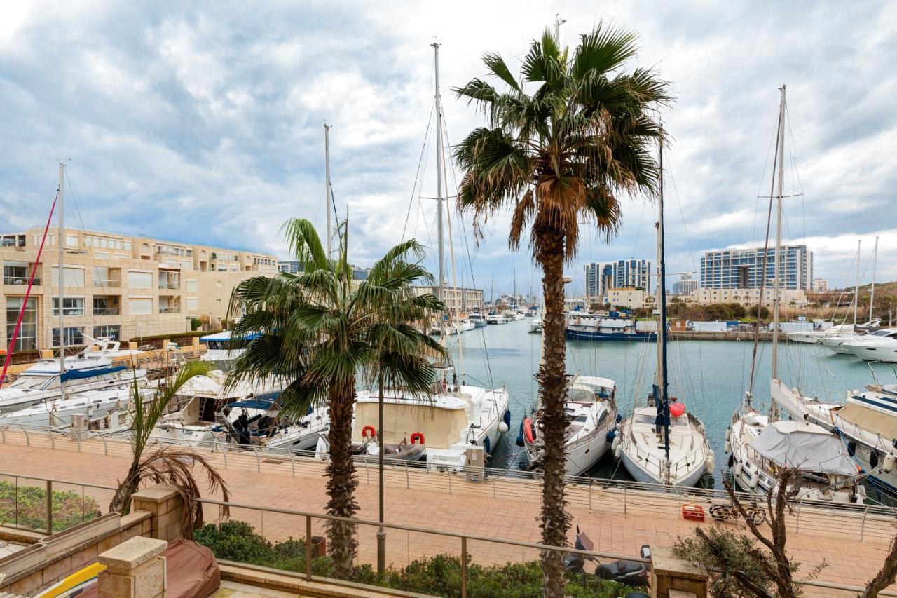 Marina View One Bedroom Dream Suite Herzliya Экстерьер фото